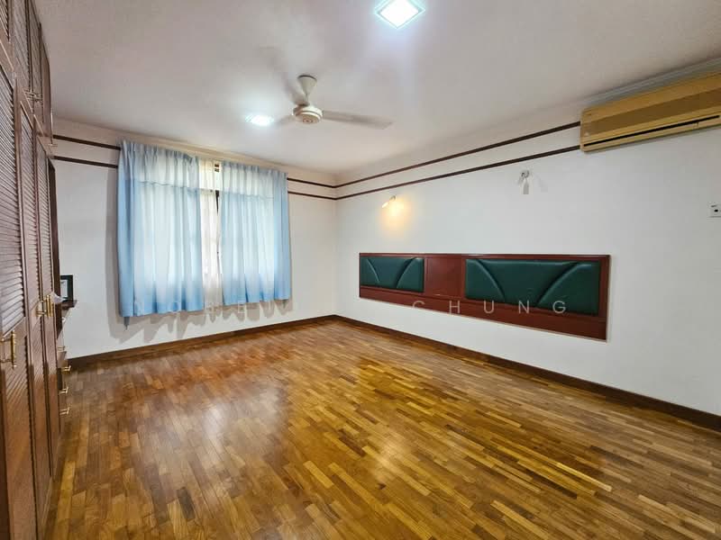 Semi-Detached House for Sale in Seksyen 13 (Shah Alam) - Nobeille Chung - Bedroom - PropertyGuru.com.my