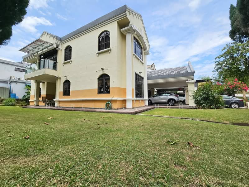 Semi-Detached House for Sale in Seksyen 13 (Shah Alam) - Nobeille Chung - Exterior - PropertyGuru.com.my
