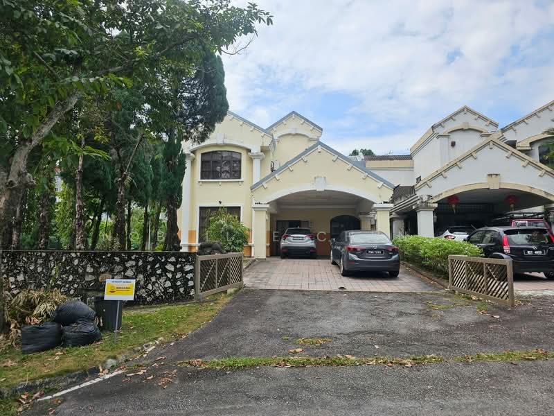 Semi-Detached House for Sale in Seksyen 13 (Shah Alam) - Nobeille Chung - Exterior - PropertyGuru.com.my
