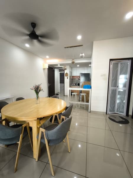 Condominium for Rent at Residensi Zamrud - Jaynee Chin - Dining Room - PropertyGuru.com.my