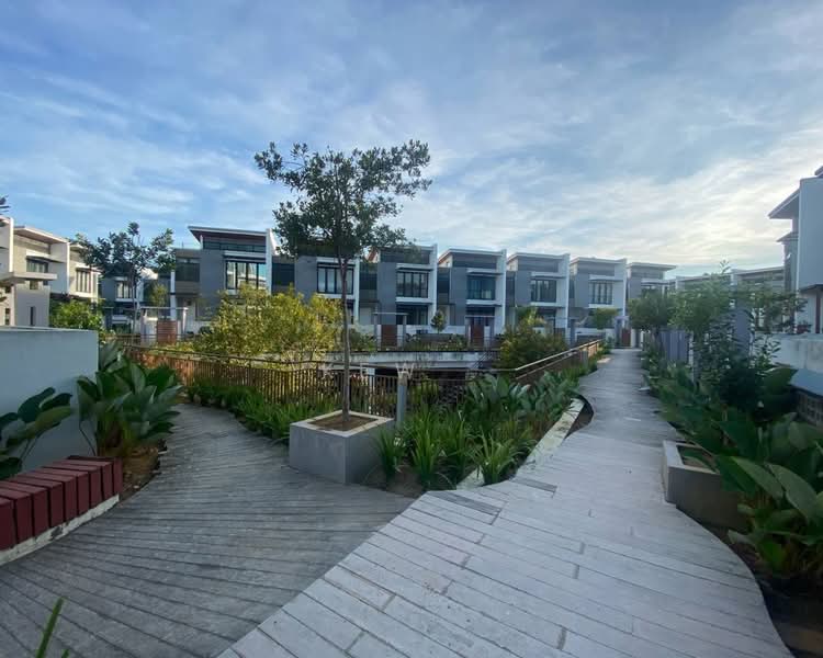 Rumah Teres 3-Tingkat untuk Disewa di Cyberjaya (Selangor) - Kew . - Exterior - PropertyGuru.com.my