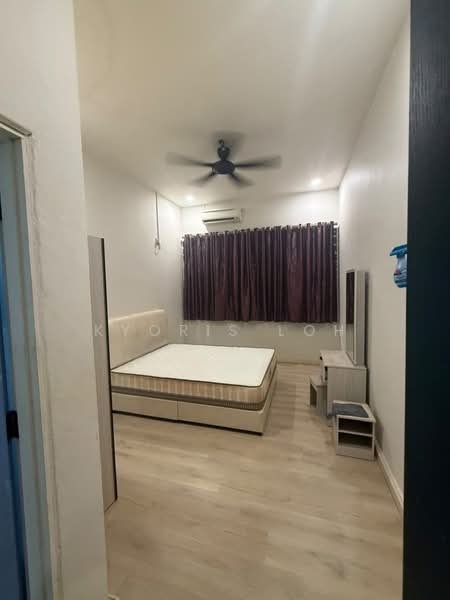 Rumah Teres 1-Tingkat untuk Disewa di Perling (Johor) - Kyoris Loh - Bedroom - PropertyGuru.com.my