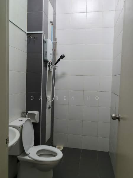 Rumah Teres untuk Disewa di Masai (Johor) - Darren Ho - Bathroom - PropertyGuru.com.my