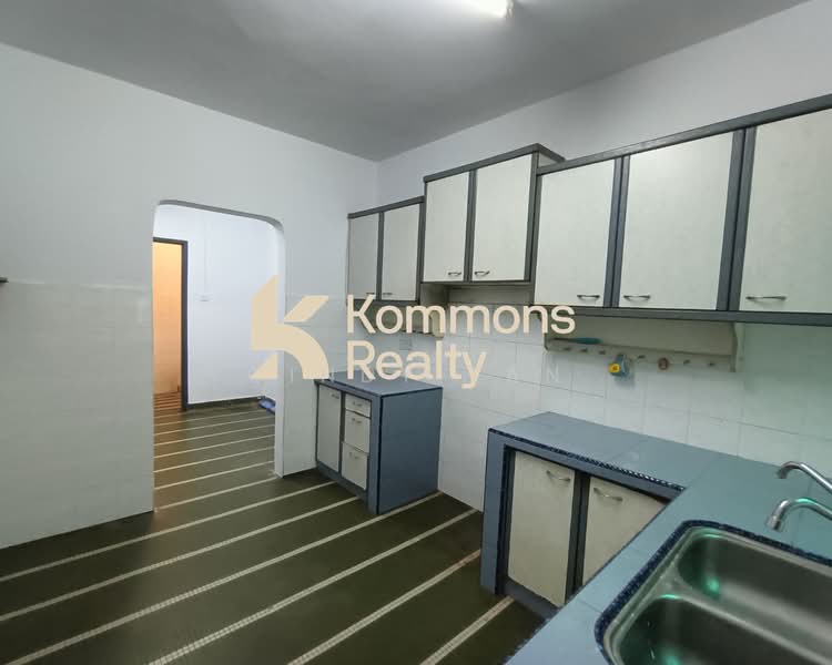 2-storey Terraced House for Sale in Seputeh (Kuala Lumpur) - Cindy Tan - Kitchen - PropertyGuru.com.my