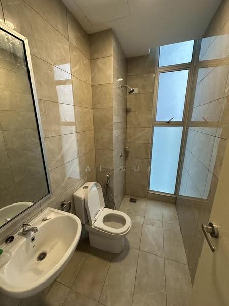 Kondominium untuk Dijual di Anggun Lumayan - Wai Lun - Bathroom - PropertyGuru.com.my