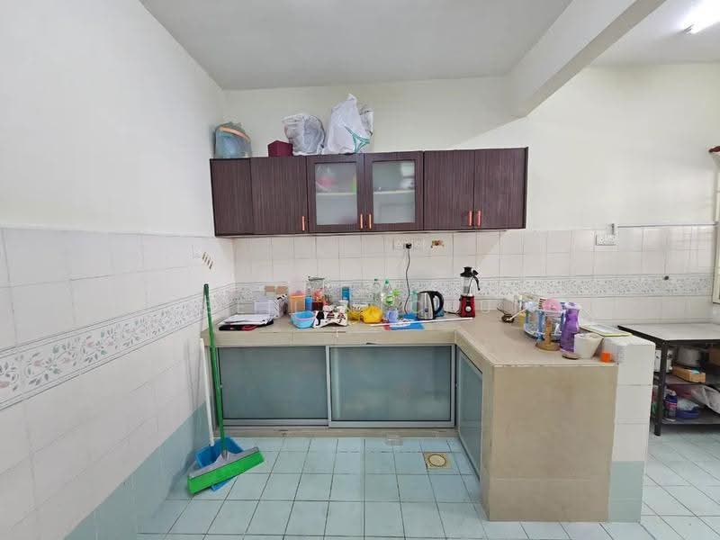2-storey Terraced House for Sale in Putra Heights (Subang Jaya) - Nobeille Chung - Kitchen - PropertyGuru.com.my