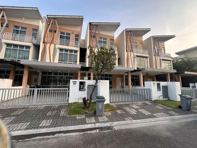 3-storey Terraced House for Sale in Setia Eco Cascadia (Tebrau) - Darren Ho - Exterior - PropertyGuru.com.my