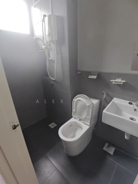 Rumah Teres 2-Tingkat untuk Dijual di Bandar Pulai Jaya (Kulai) - Alex How - Bathroom - PropertyGuru.com.my