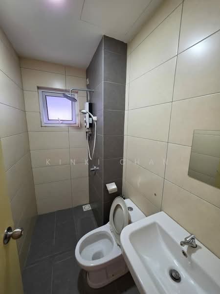 Kondominium untuk Disewa di The Holmes 1 - KINKI CHAN - Bathroom - PropertyGuru.com.my