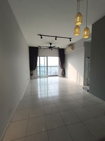 Kondominium untuk Disewa di D'Nuri Residence @ Desa Petaling - L.T Tan - Living Room - PropertyGuru.com.my
