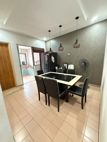 Rumah Teres 2-Tingkat untuk Dijual di Bandar Indahpura (Kulai) - Danny See - Dining Room - PropertyGuru.com.my