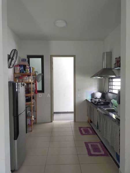 Semi-Detached House for Sale in Telok Panglima Garang (Selangor) - Dave KS - Kitchen - PropertyGuru.com.my