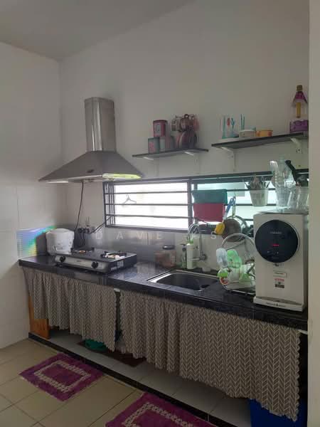Semi-Detached House for Sale in Telok Panglima Garang (Selangor) - Dave KS - Kitchen - PropertyGuru.com.my