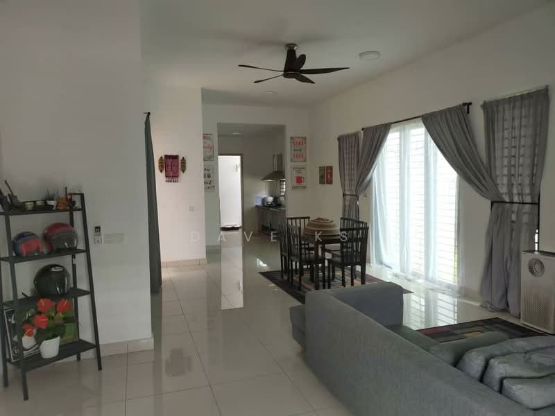 Semi-Detached House for Sale in Telok Panglima Garang (Selangor) - Dave KS - Living Room - PropertyGuru.com.my