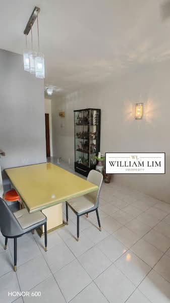 Pangsapuri untuk Dijual di Relau Vista Apartment - William Lim - Dining Room - PropertyGuru.com.my