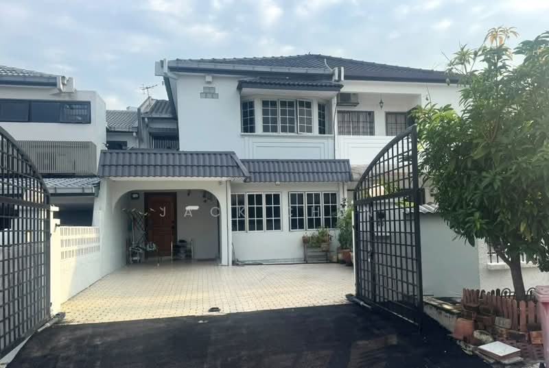 Rumah Teres untuk Dijual di SS 21, Damansara Utama (Petaling Jaya) - Jack Chan - Exterior - PropertyGuru.com.my
