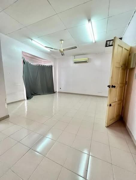 Rumah Teres untuk Dijual di Bandar Botanic (Klang) - Koo Ying Kang - Interior - PropertyGuru.com.my
