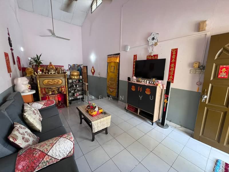 Rumah Teres 1-Tingkat untuk Dijual di Masai (Johor) - Stefan Yu - Living Room - PropertyGuru.com.my