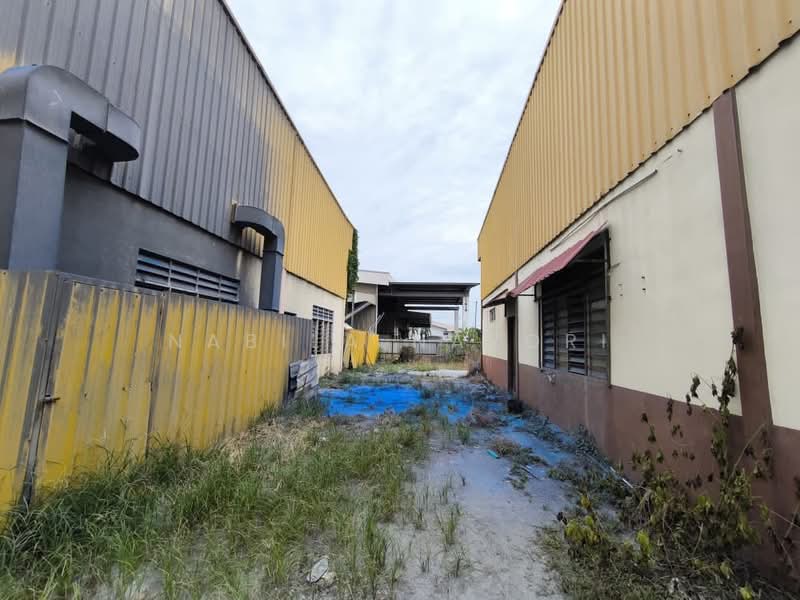 Warehouse for Rent in Kota Bharu (Pengkalan Chepa) - Nabila Nazori - Exterior - PropertyGuru.com.my