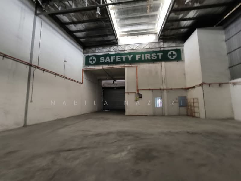 Warehouse for Rent in Kota Bharu (Pengkalan Chepa) - Nabila Nazori - Interior - PropertyGuru.com.my