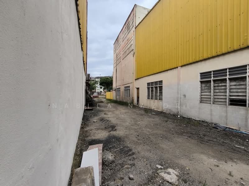 Warehouse for Rent in Kota Bharu (Pengkalan Chepa) - Nabila Nazori - Exterior - PropertyGuru.com.my