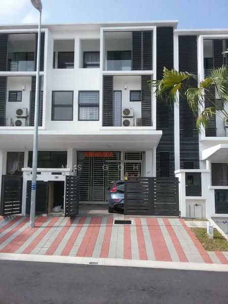 Terraced House for Rent in Taman Puncak Jalil (Seri Kembangan) - Ms Goh . - Exterior - PropertyGuru.com.my