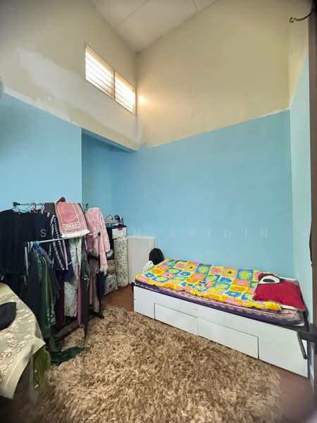 Rumah Teres 1-Tingkat untuk Dijual di Seksyen 30 (Shah Alam) - Shiqin Saidin - Bedroom - PropertyGuru.com.my