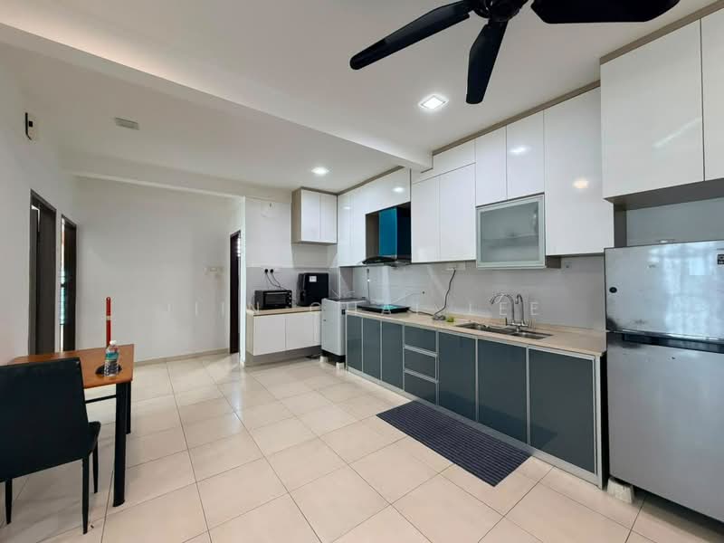 Service Residence for Sale at The Garden Residences - Jiin Chai Lee - Kitchen - PropertyGuru.com.my