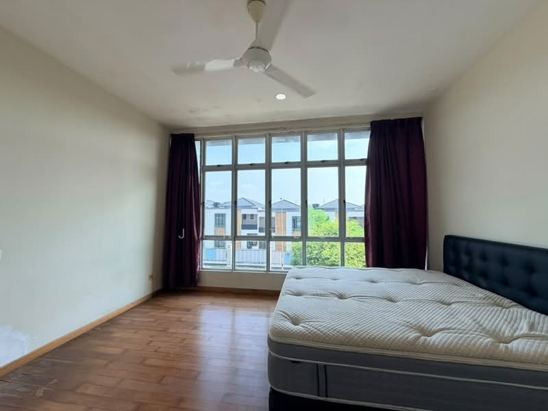 Rumah Bandar untuk Disewa di Taman Sutera Utama (Skudai) - Jin Teok - Bedroom - PropertyGuru.com.my
