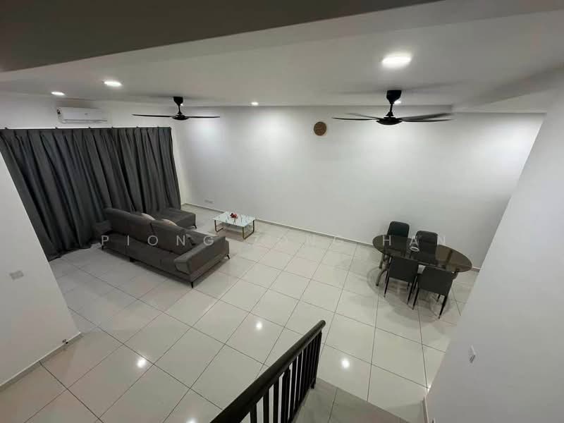 Rumah Teres untuk Disewa di Taman Desa Tebrau (Tebrau) - Piong Zong Han - Living Room - PropertyGuru.com.my