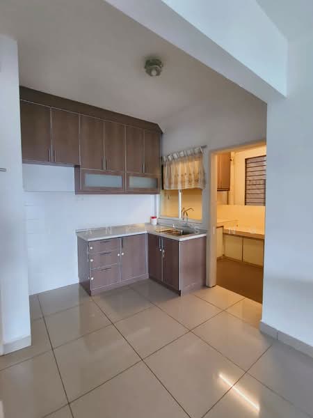 Condominium for Rent at First Residence (Residensi Unggul) - Frankie Sing - Kitchen - PropertyGuru.com.my