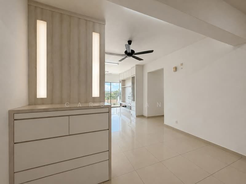 Kondominium untuk Dijual di SeventyNine Residence (79 Residence) - Carson Ang - Living Room - PropertyGuru.com.my