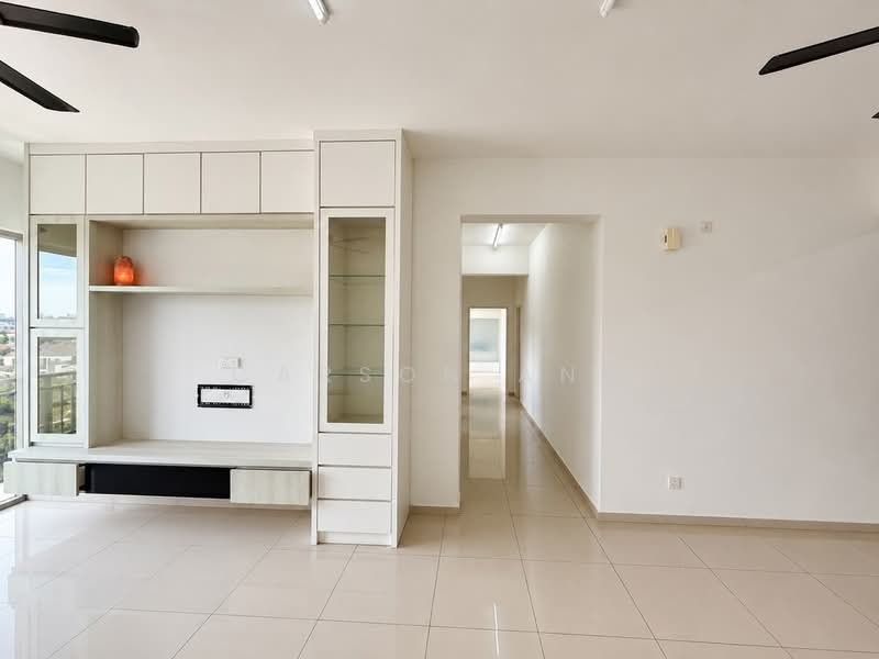 Kondominium untuk Dijual di SeventyNine Residence (79 Residence) - Carson Ang - Living Room - PropertyGuru.com.my