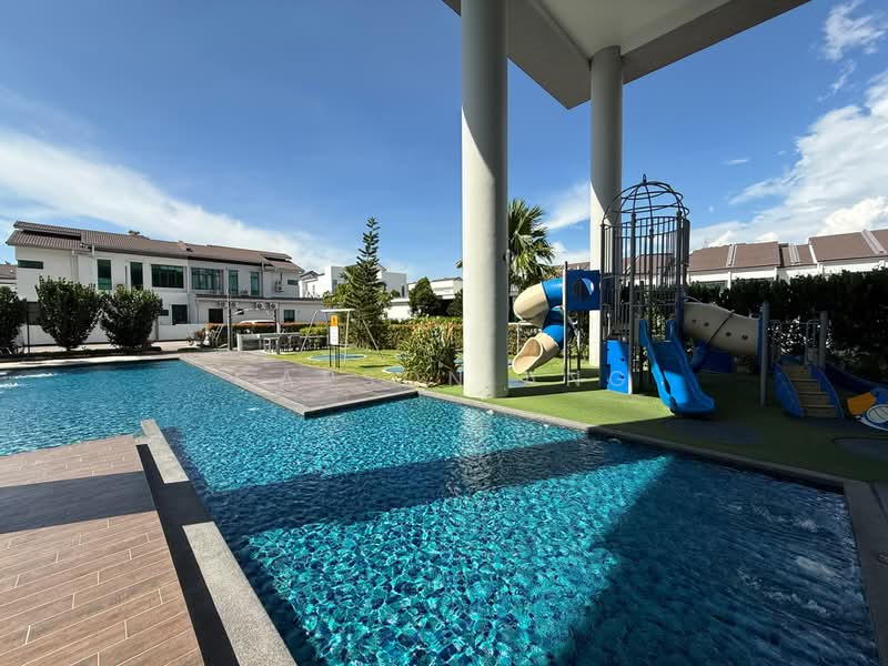 Kondominium untuk Dijual di SeventyNine Residence (79 Residence) - Carson Ang - Exterior - PropertyGuru.com.my