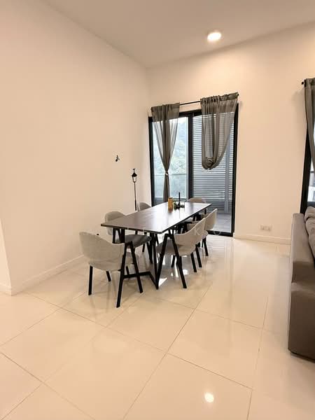 Kondominium untuk Disewa di The Veo - Daniel Kok - Dining Room - PropertyGuru.com.my