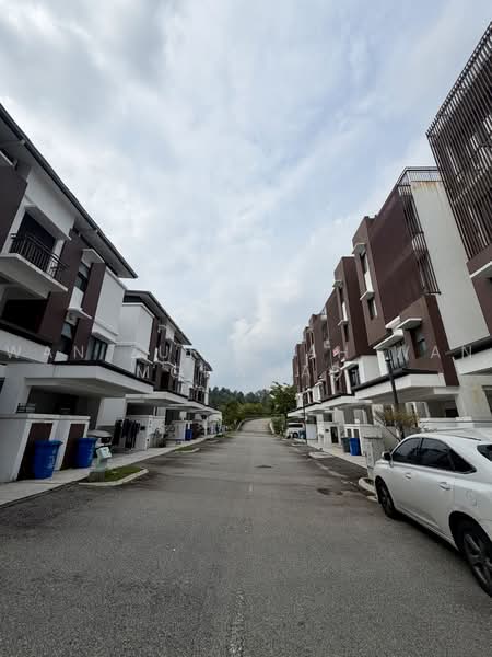 Rumah Bandar untuk Disewa di Cahaya Spk (Shah Alam) - Wan Zurainah Wan Mohamad - PropertyGuru.com.my