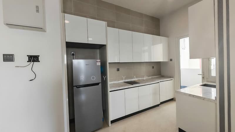 Service Residence for Rent at TriTower Residence @ Johor Bahru Sentral - Roy Yap - Kitchen - PropertyGuru.com.my
