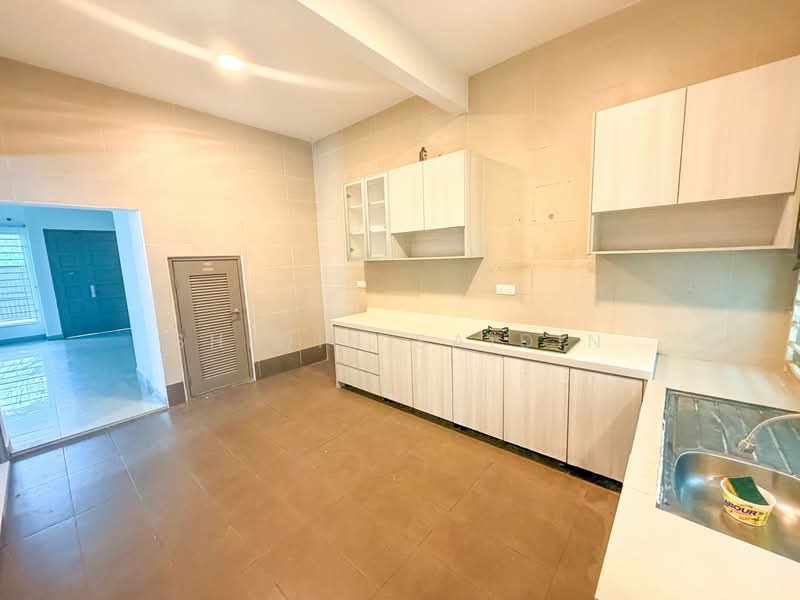 Rumah Teres 2-Tingkat untuk Dijual di Bandar Tun Hussein Onn (Cheras) - Shiqin Saidin - Kitchen - PropertyGuru.com.my