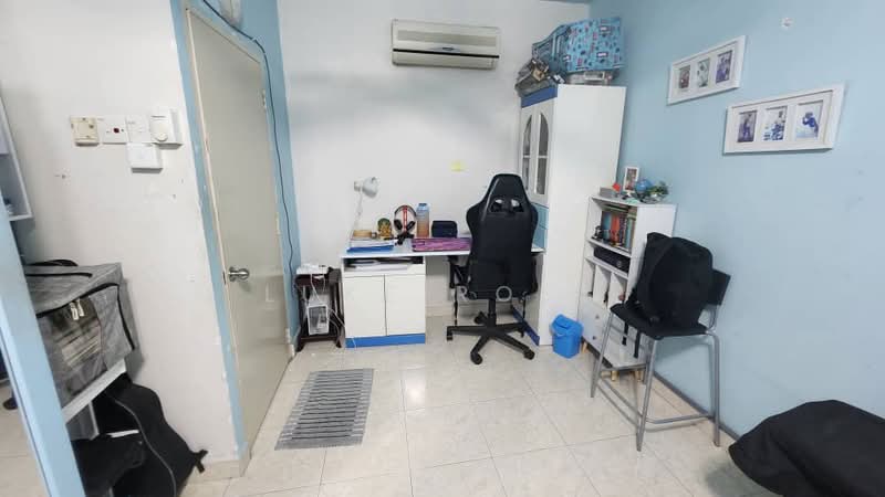 Kondominium untuk Disewa di Pelangi Indah Condominium - Luke Ross - Study - PropertyGuru.com.my