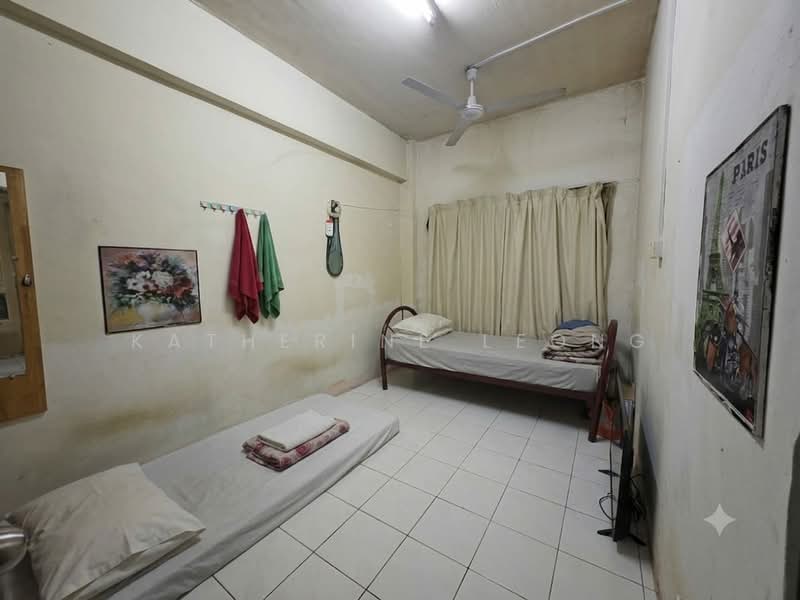 Pangsapuri untuk Dijual di Pangsapuri Kasturi Tiara - Katherine Leong - Bedroom - PropertyGuru.com.my