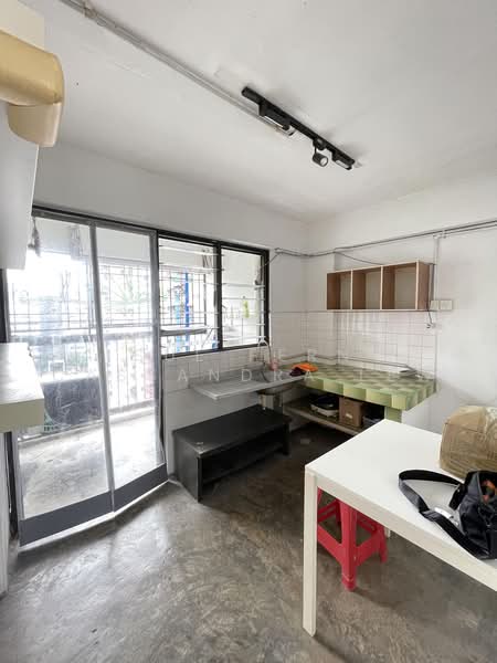 Flat for Rent at Perumahan Awam Sri Sabah - Sue Fern Cassandra Lew - Kitchen - PropertyGuru.com.my