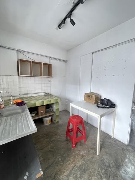 Flat for Rent at Perumahan Awam Sri Sabah - Sue Fern Cassandra Lew - Kitchen - PropertyGuru.com.my