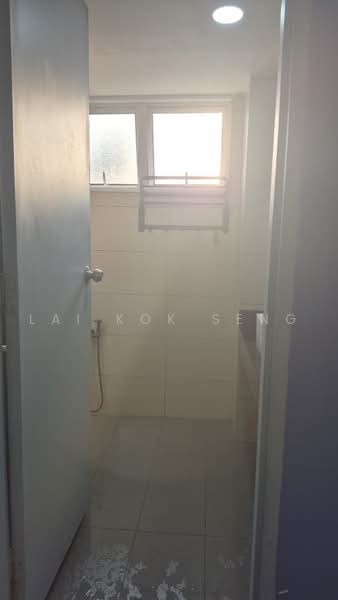 Apartment for Sale at Larkin Residence Phase 2 - Lai Kok Seng - Bathroom - PropertyGuru.com.my