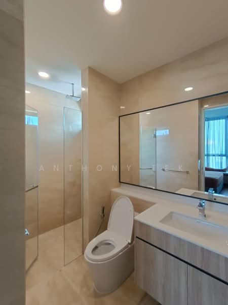 Kediaman Servis untuk Disewa di 10 Stonor - Anthony Tek - Bathroom - PropertyGuru.com.my