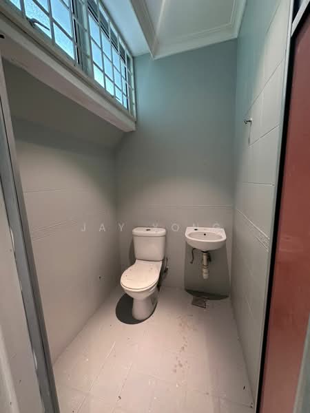 Bungalow House for Rent in Ampang Jaya (Ampang) - Jay Yong - Bathroom - PropertyGuru.com.my