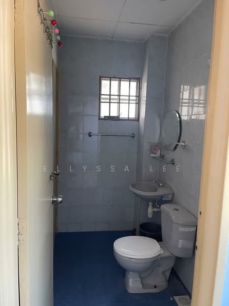 2-storey Terraced House for Sale in Bandar Bukit Puchong (Puchong) - Ellyssa Lee - Bathroom - PropertyGuru.com.my
