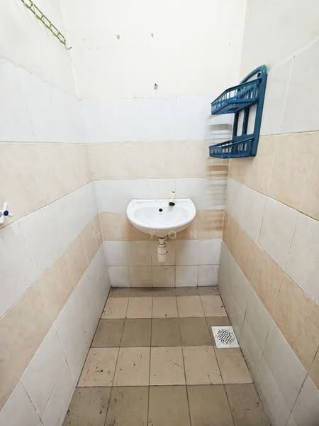 Rumah Teres 2-Tingkat untuk Dijual di Taman Lahat Baru (Lahat) - Ms Yong - PropertyGuru.com.my