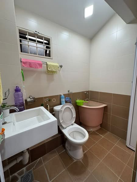 2-storey Terraced House for Sale in Pandan Indah (Ampang) - Loh KC - Bathroom - PropertyGuru.com.my