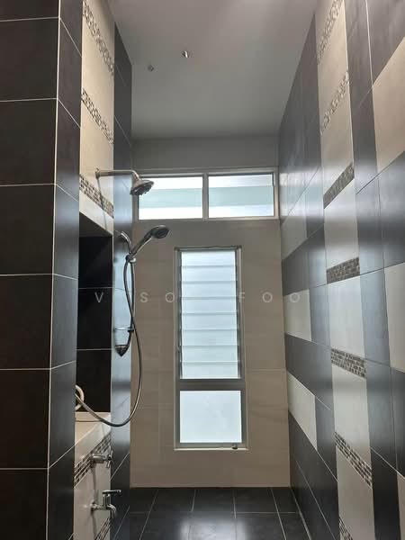 Rumah Bandar untuk Disewa di Taman Sutera Utama (Skudai) - Vison Foo - Bathroom - PropertyGuru.com.my