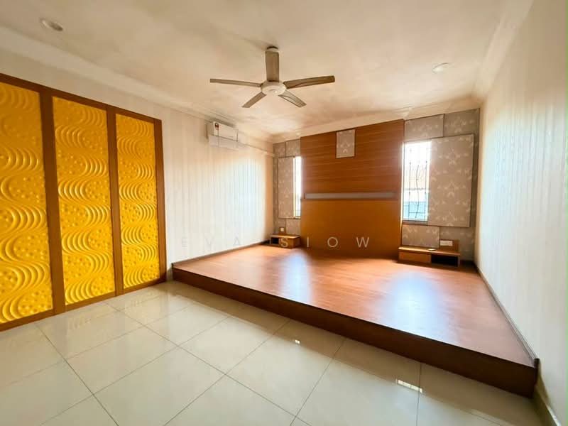 Semi-Detached House for Sale in Taman Impian Emas (Skudai) - Eva Siow - Bedroom - PropertyGuru.com.my